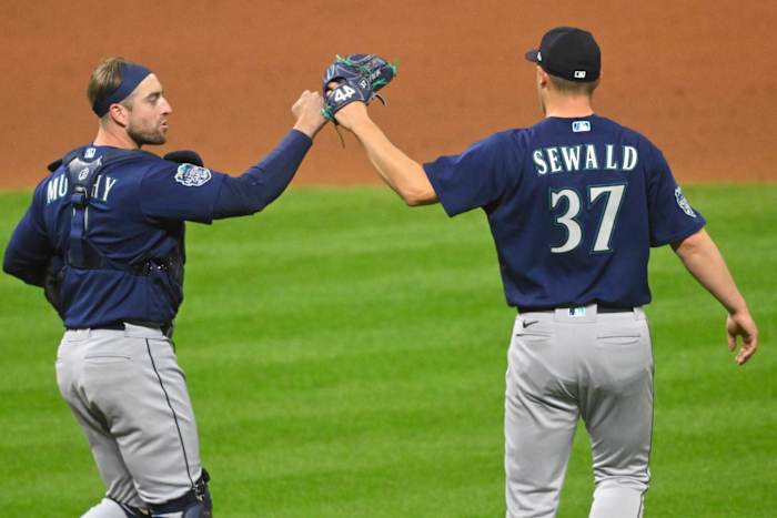 Paul Sewald Apr 8 2023